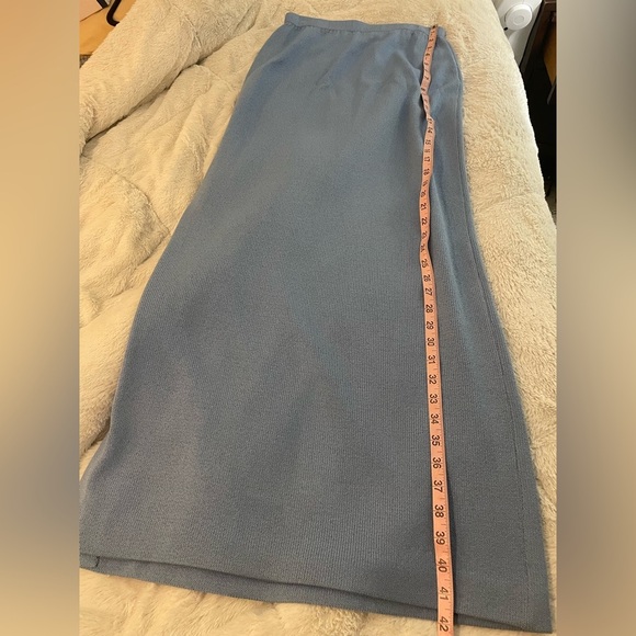 St. John Blue and white classic old money Two-Piece maxi knit Skirt Suit size 6 - Picture 13 of 15